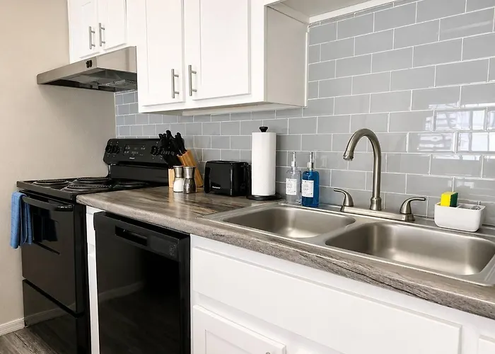 Modern & Stylish 1br Amenities Apartamento
